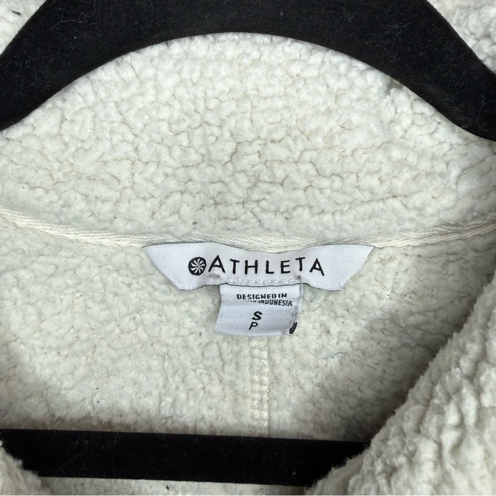 Athleta Cream‎ Sherpa Jacket Size Small
